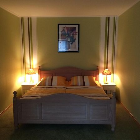 Ferienhaus Jasmin 네우루핀 외부 사진