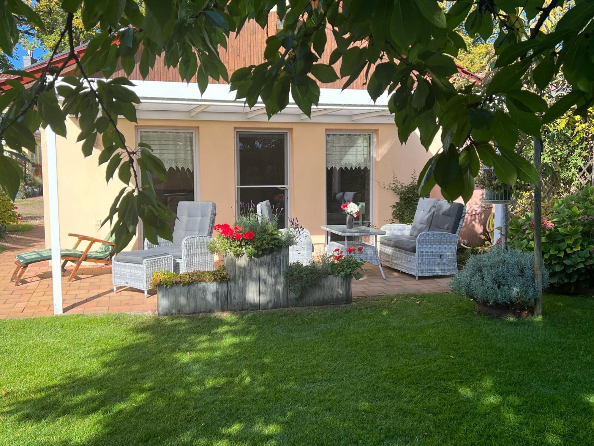 Ferienhaus Jasmin 네우루핀 외부 사진