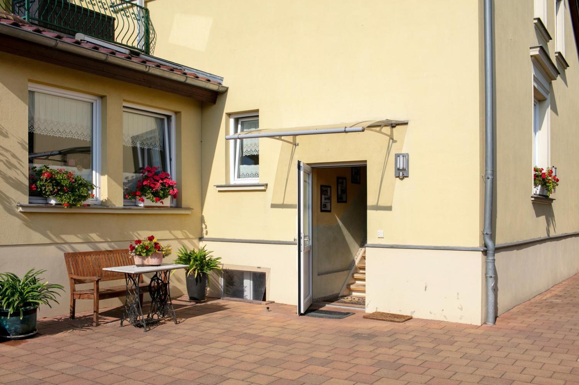 Ferienhaus Jasmin 네우루핀 외부 사진