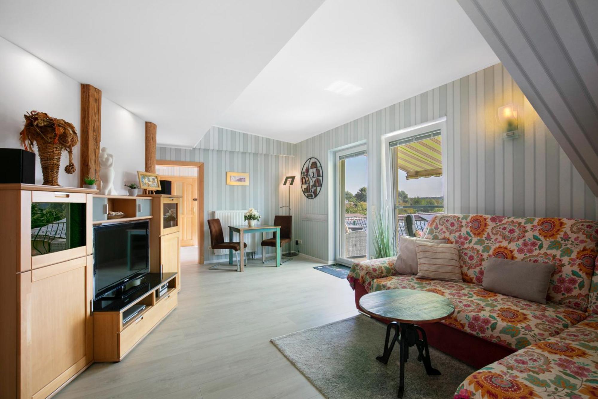 Ferienhaus Jasmin 네우루핀 외부 사진