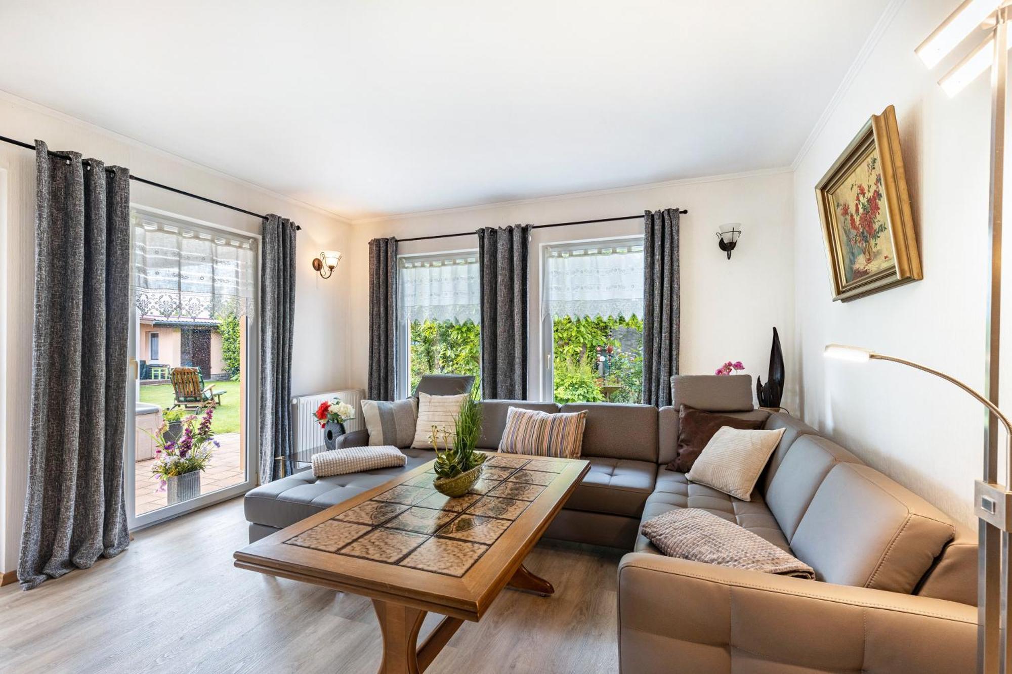 Ferienhaus Jasmin 네우루핀 외부 사진