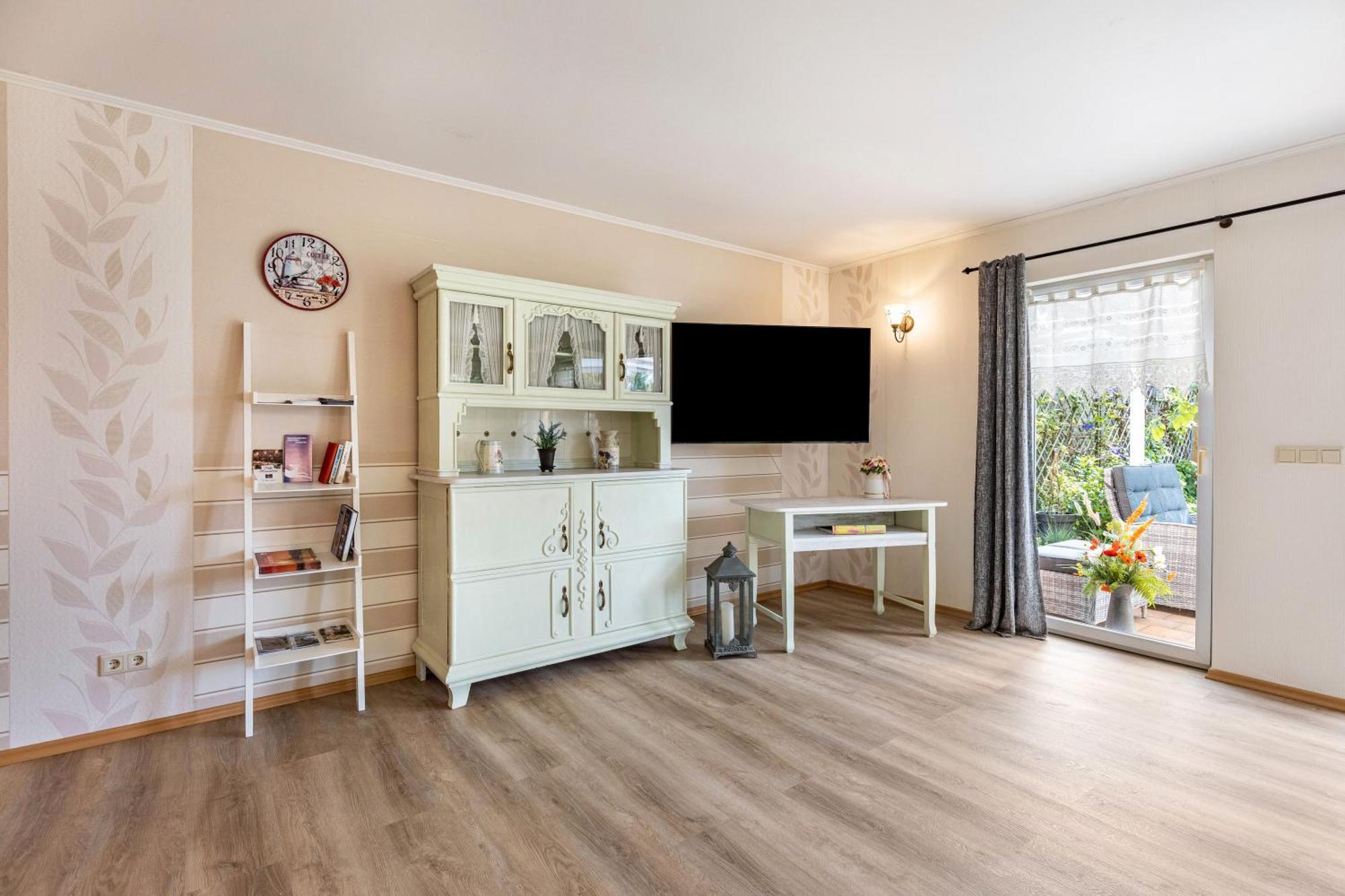 Ferienhaus Jasmin 네우루핀 외부 사진